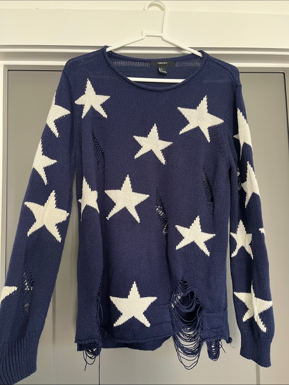 Forever 21 Navy and White Stars Distressed Crewneck Sweater 4th of July 🎆